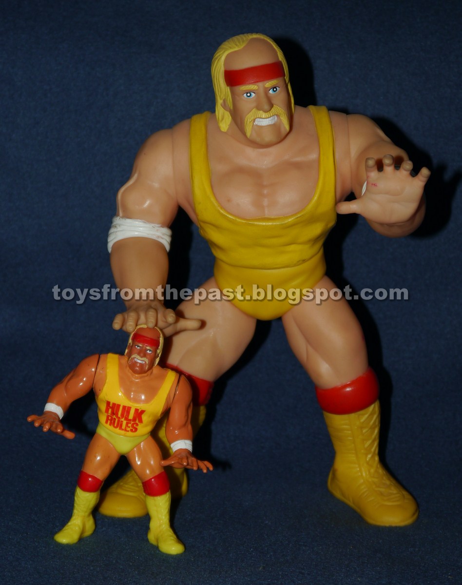 Talking hulk online hogan toy